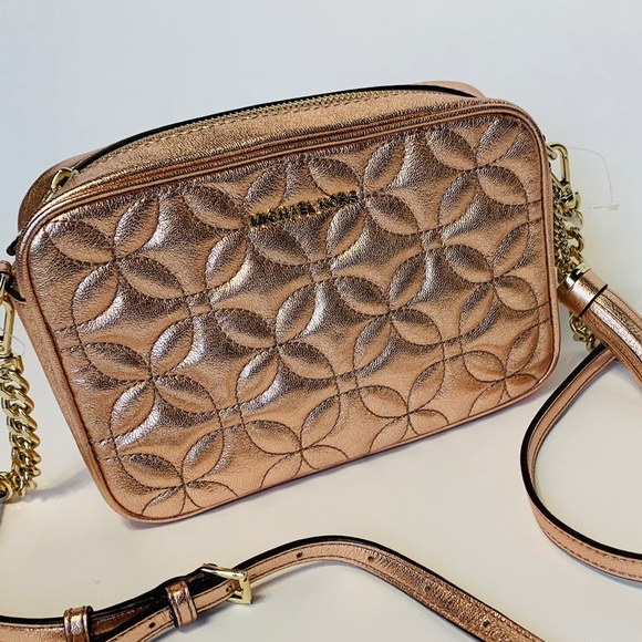 MK  🎉Host pick 🎉 Camera Crossbody Bag Rose Gold - Picture 5 of 8